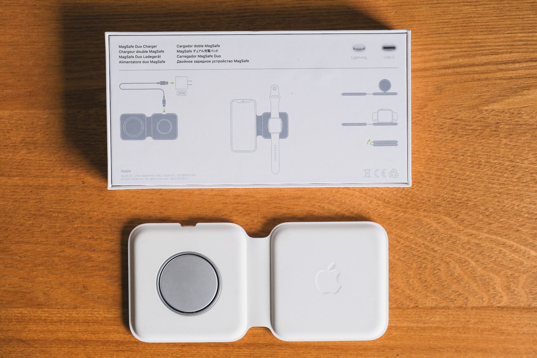 Apple Ladegeräte: Original Apple MagSafe Duo Charger – Gebraucht aus Zürich von  1