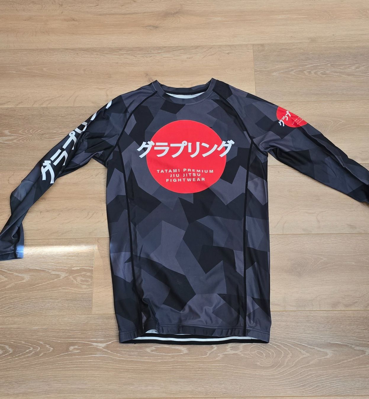Pantaloni: Tatum Rashguard mit Hose Grösse – Usato da Bern venduto da dan_g8cz