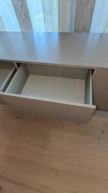 Cassettiere: Sideboard Taupe – Usato da Alpnach Dorf venduto da lis_626v 1