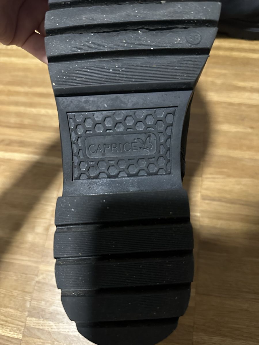 Damenschuhe: Caprice Stiefelette Gr. 38 – Gebraucht aus Basel von Zekoo. 3