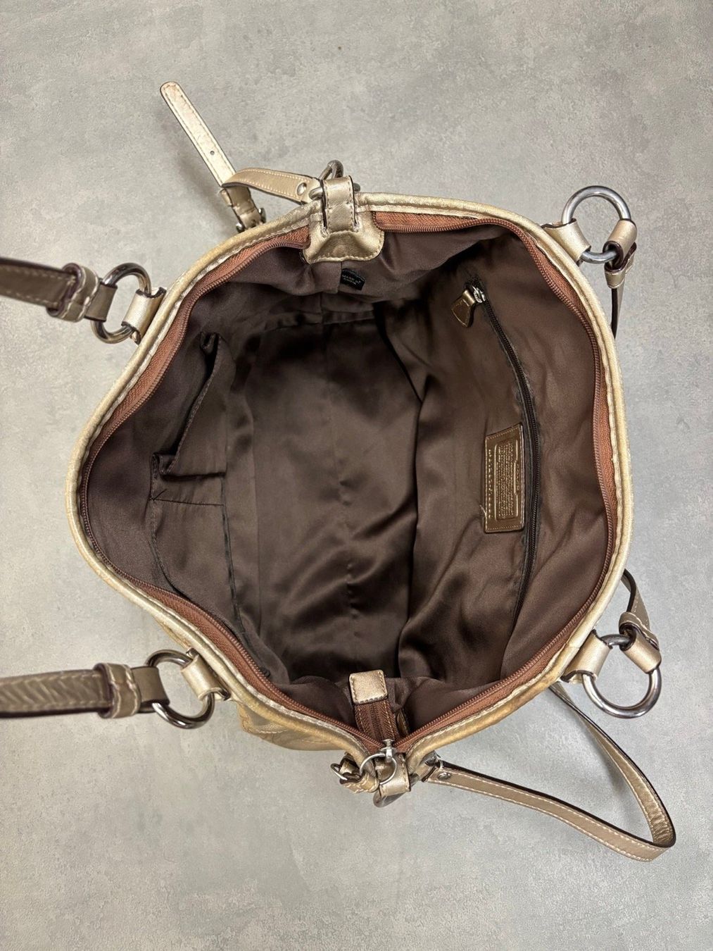 Coach Taschen für Damen: Coach Leather 2-Way Bag – Gebraucht aus Tägerwilen von Akh.Boutique 6