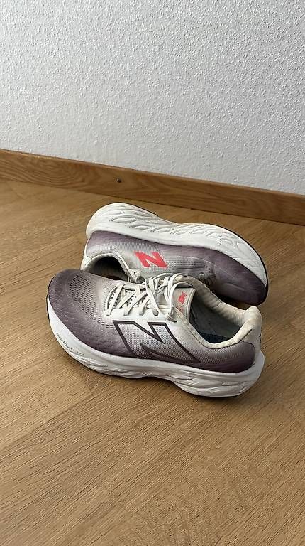 Scarpe da donna: New Balance 1080 V14 – Usato da Bern venduto da Este_Jugador