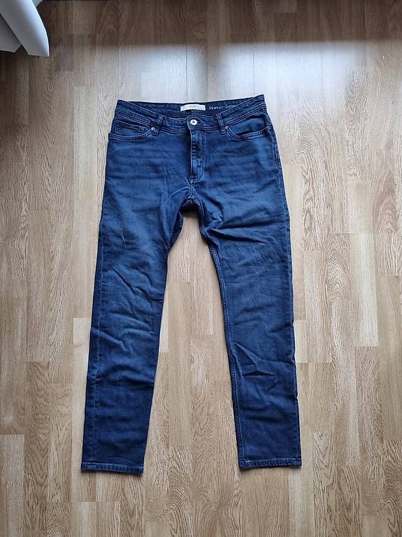 Jeans: Jeans Blau – Usato da Unterägeri venduto da MvRick