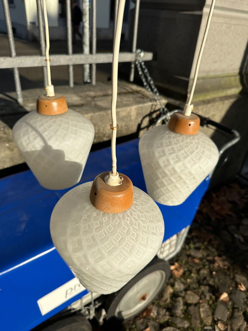 Lampadari & plafoniere: Vintage Deckenlampe Dänemark Holz + Glas – Usato da Zürich venduto da atlantis77 2