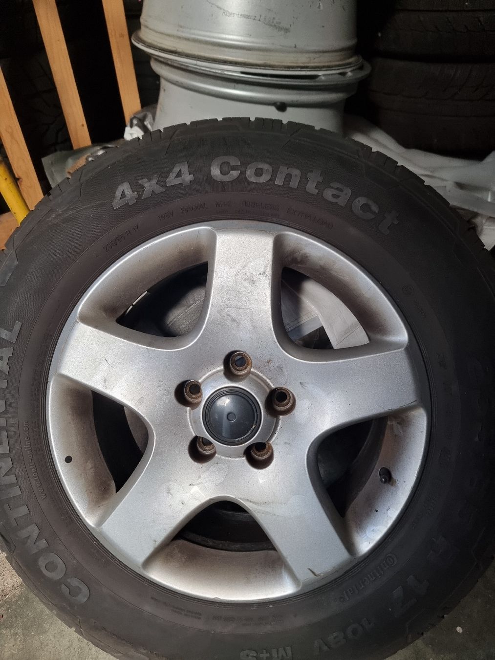 Volkswagen Pneumatici & Ruote complete: VW Touareg – Usato da Bilten venduto da mus1976
