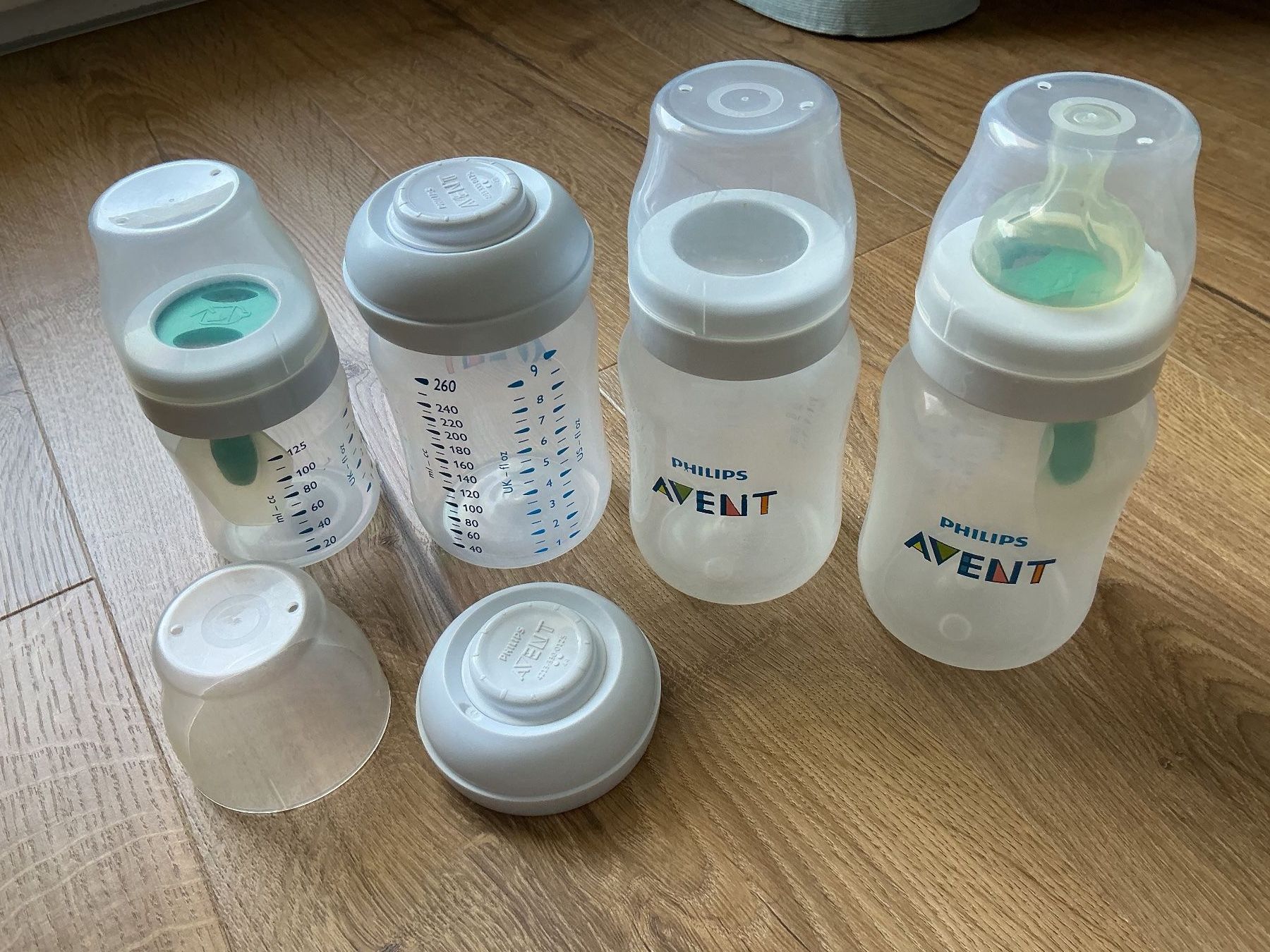 Avent Baby-Mahlzeiten: 4 Philips Avent Bottles – Gebraucht aus Brugg AG von Magna3 1