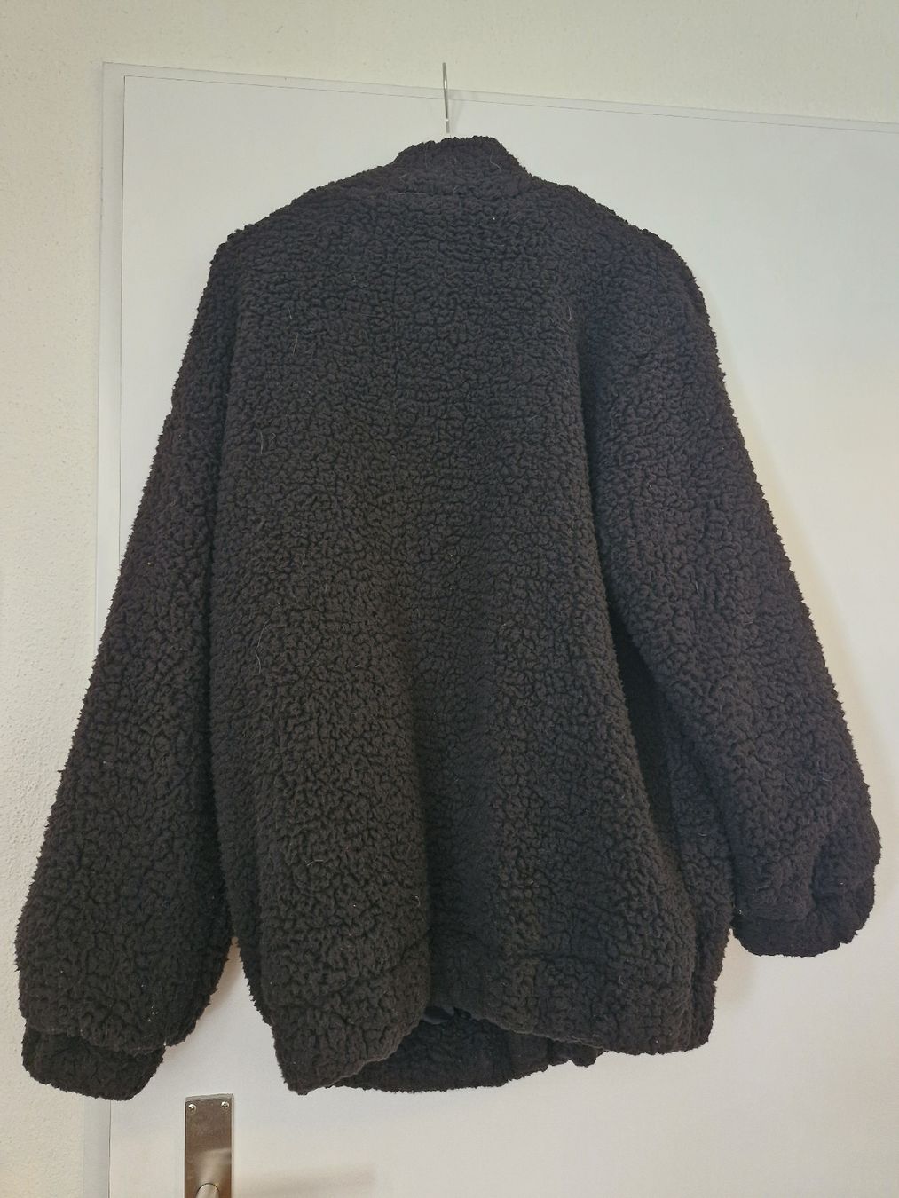 Vestes: Teddyjacke schwarz Grösse L – D'occasion à Liestal par Maski11 2