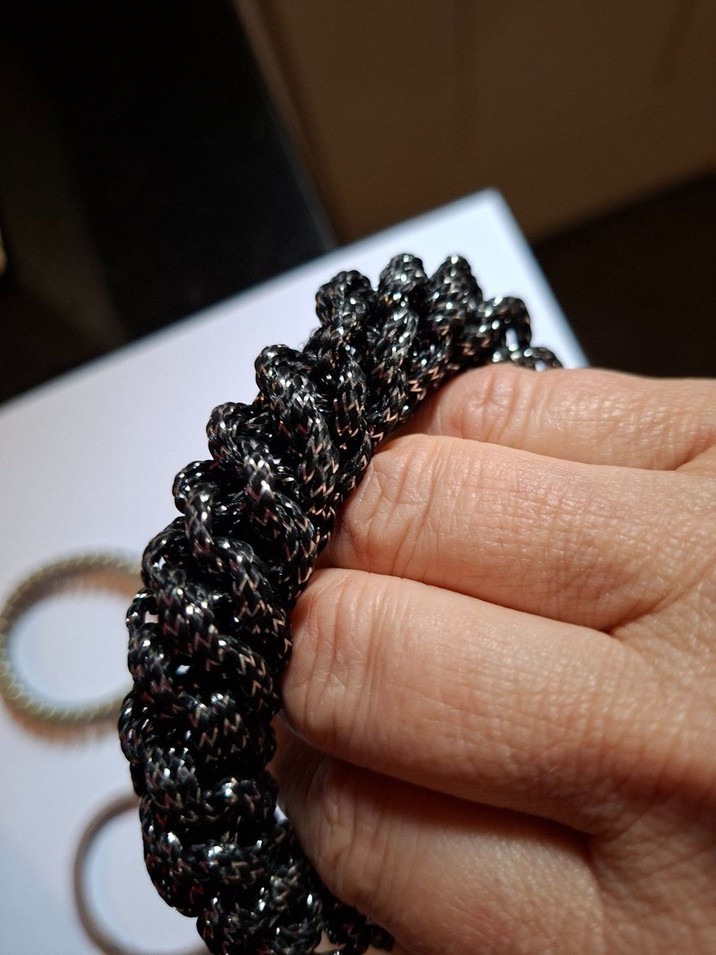 Accessori per capelli: Haargummis und Haarspangen schwarz/grau – Usato da Rafz venduto da findelmundo68 1