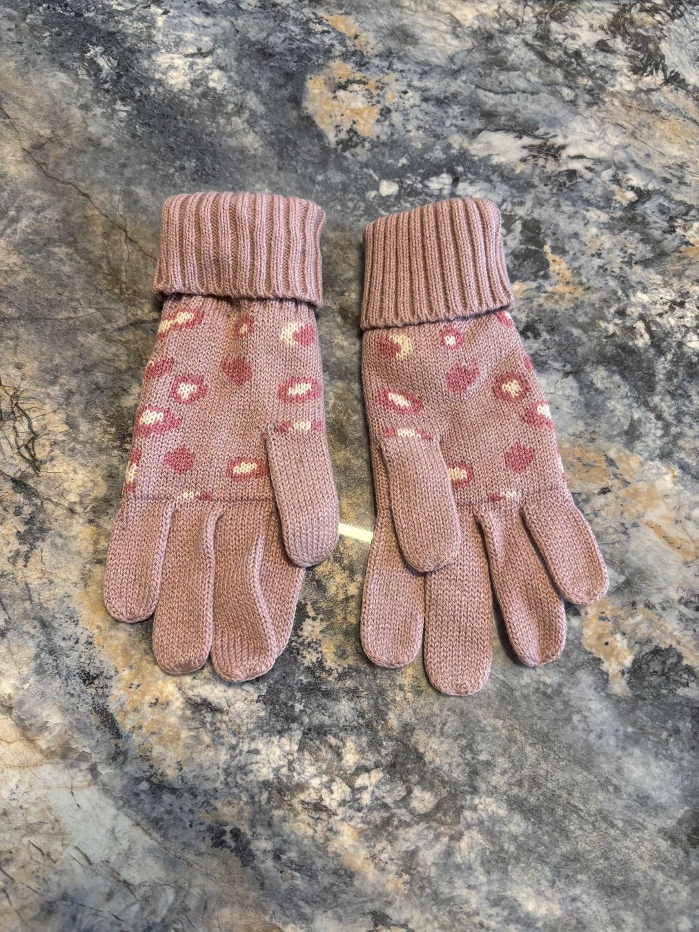 Gants: Strickhandschuhe rosa gemustert – D'occasion à Ardon par ste_5wpz 1