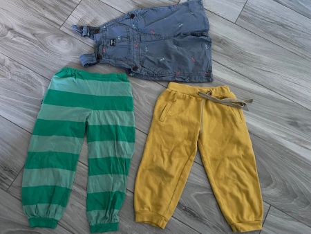 Kinder Kleiderpaket Sommer Gr.98/104. Top Zus...