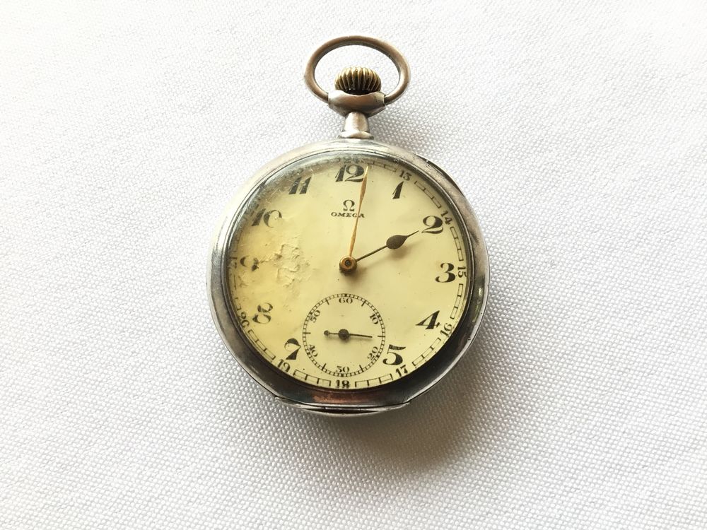 Montre De Poche Russe Ancienne - Mécanique, Argent, émail Bleu, 47 Mm, état De Marche