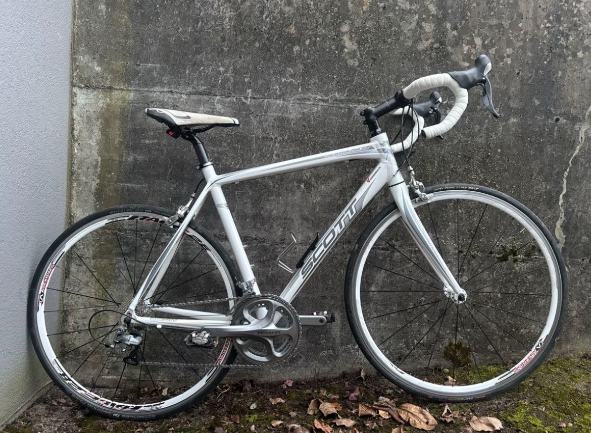 Scott Biciclette: Rennrad Scott white 53er – Nuovo (secondo la descrizione) da St. Gallen venduto da Travelbeef01 1