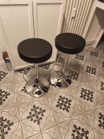 Barhocker tectake 2er Set Schwarz drehbar & höhenverstellbar