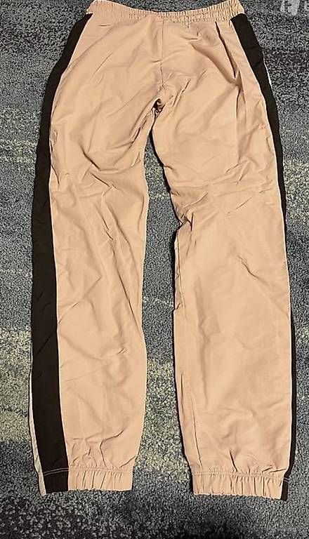 Pantaloni: Hose Jogginghose Champion Gr. XS – Usato da Zürich venduto da veram1981