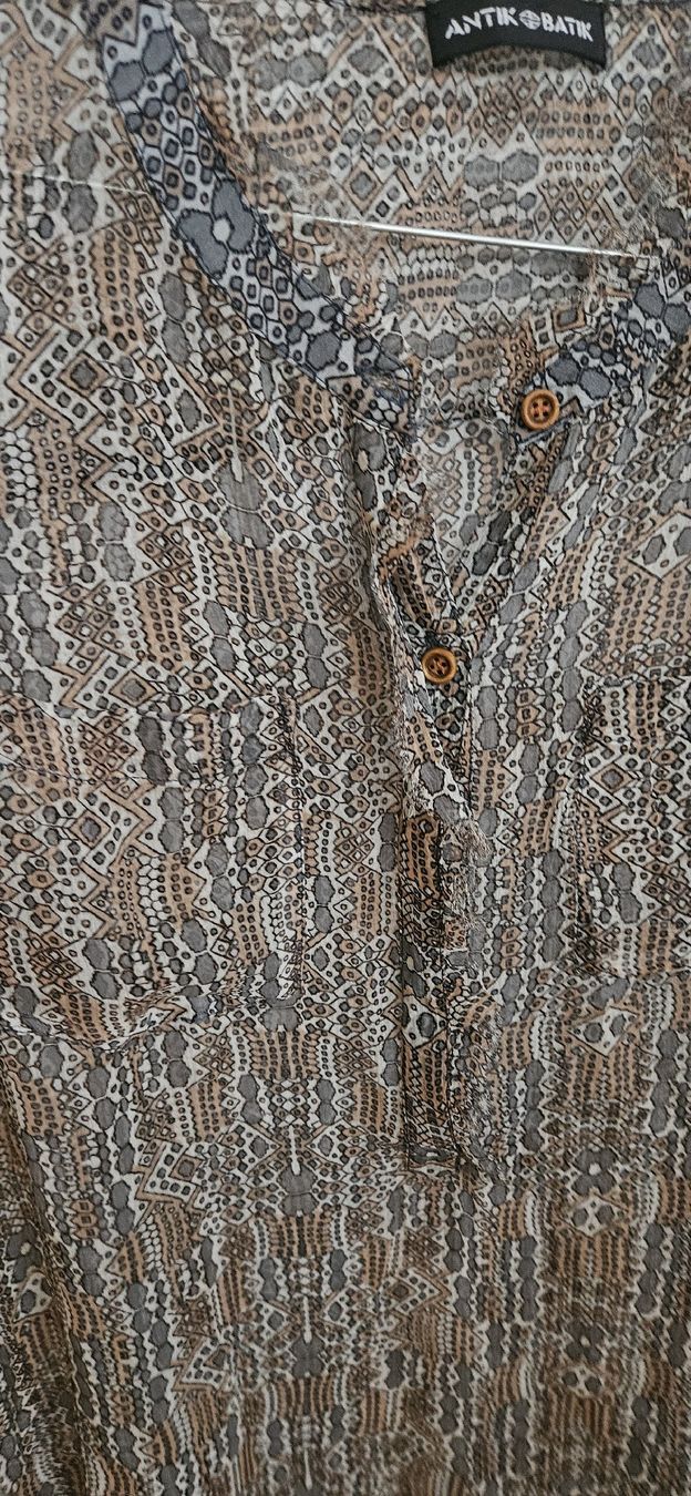 Antik Batik Camicette: Antik Batik Seidenbluse, Gr. S – Usato da Hellbühl venduto da Oki_doki 2
