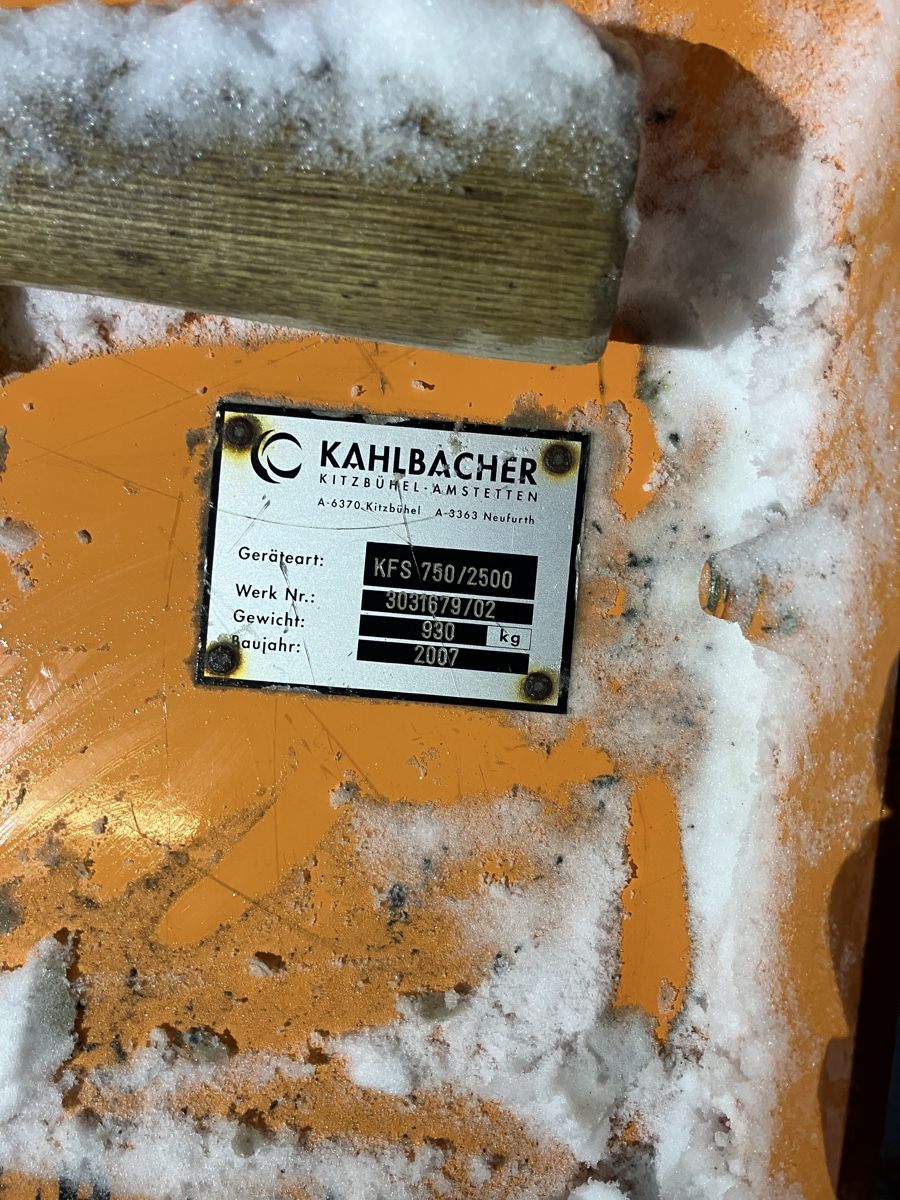 Kaltenbach Tutte le macchine: Schneefräse Kahlbacher  – Usato da Klosters venduto da Peterbrosi 1