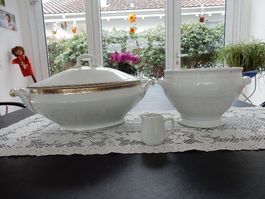2 Suppenschüsseln, 1 Rahmkrüglein Langenthal, Tischkehrset