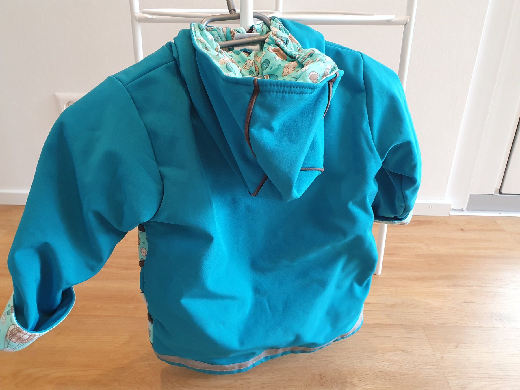 Giacche & Cappotti: Babauba Handmade Softshelljacke Gr. 104 türkis, Ballons – Usato da Heinrichswil venduto da frankie19860 4