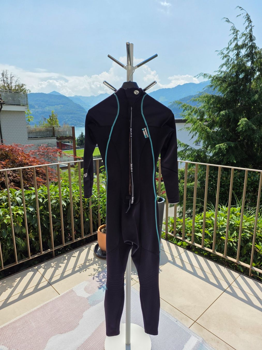 Mute per immersioni: BARE 3/2mm Nixie Ultra Full Ladies Wetsuit. – Usato da Hergiswil NW venduto da luc_b5pz 1