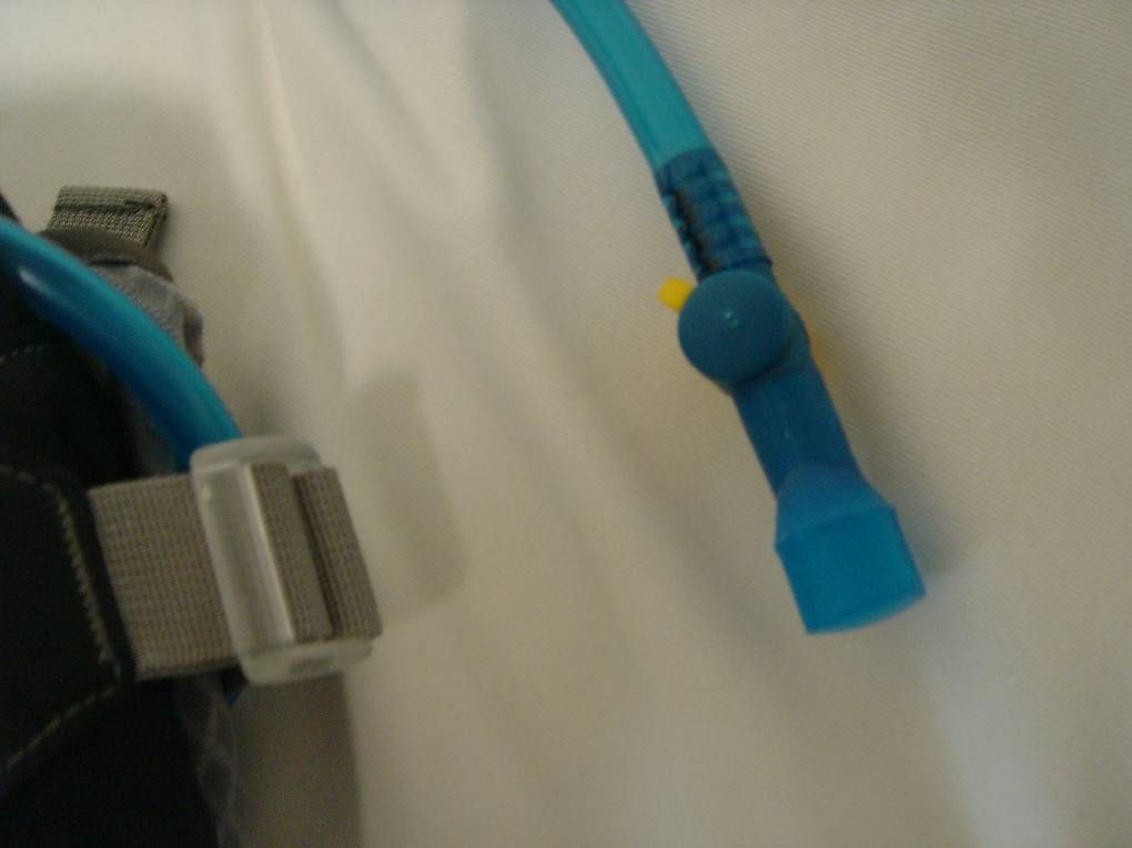 Camelbak Borse: Camelbak Gurttasche mit Trinksystem – Nuovo (secondo la descrizione) da Appenzell venduto da Pilo 1
