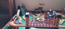 Circuit de train complet de marque Universe of Imagination!
