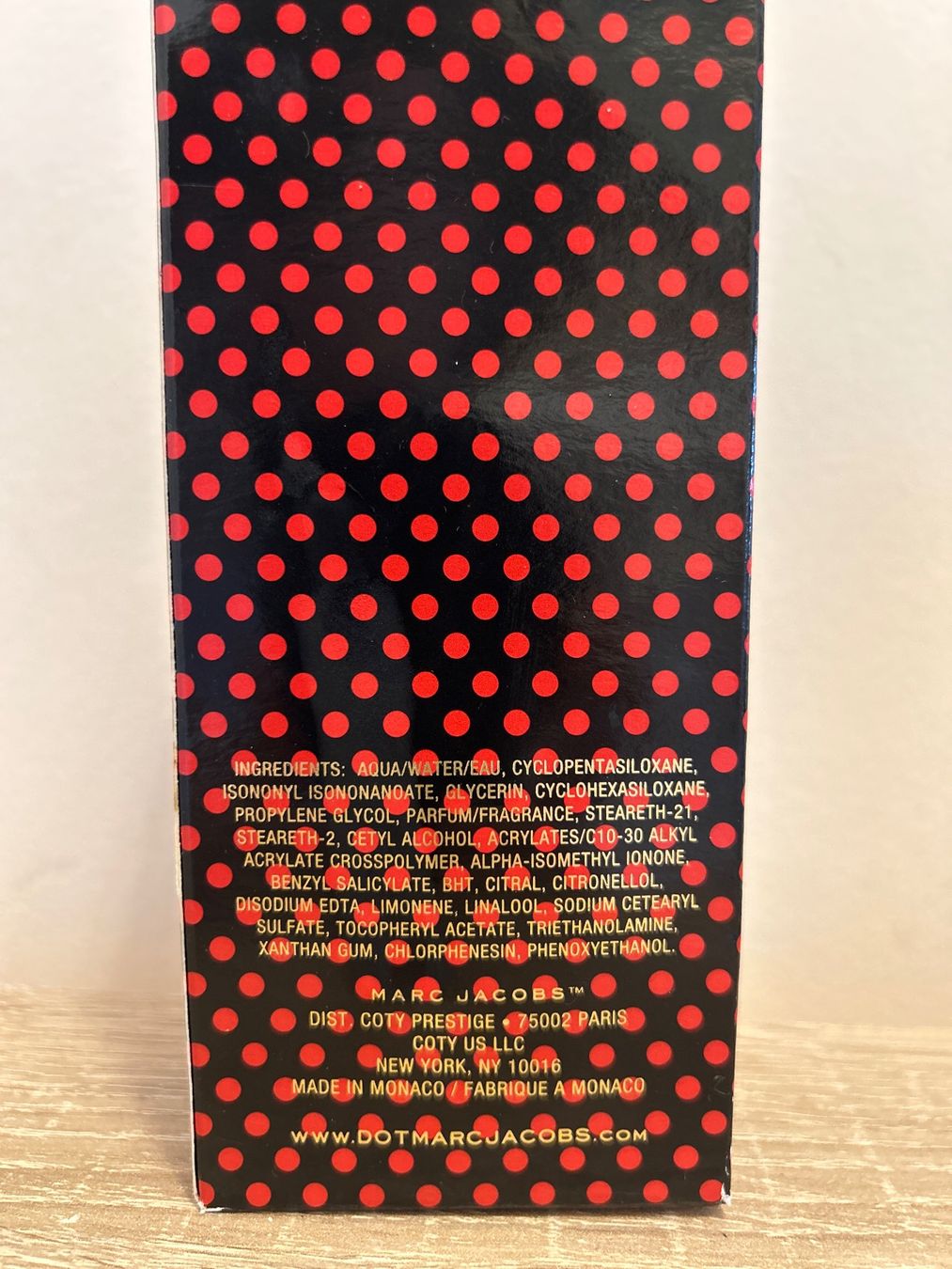 Marc Jacobs Feuchtigkeitspflege: Marc Jacobs Dot Body Lotion neu, orginalverpackt – Neu und originalverpackt aus Zürich von 11Orchidee30 1