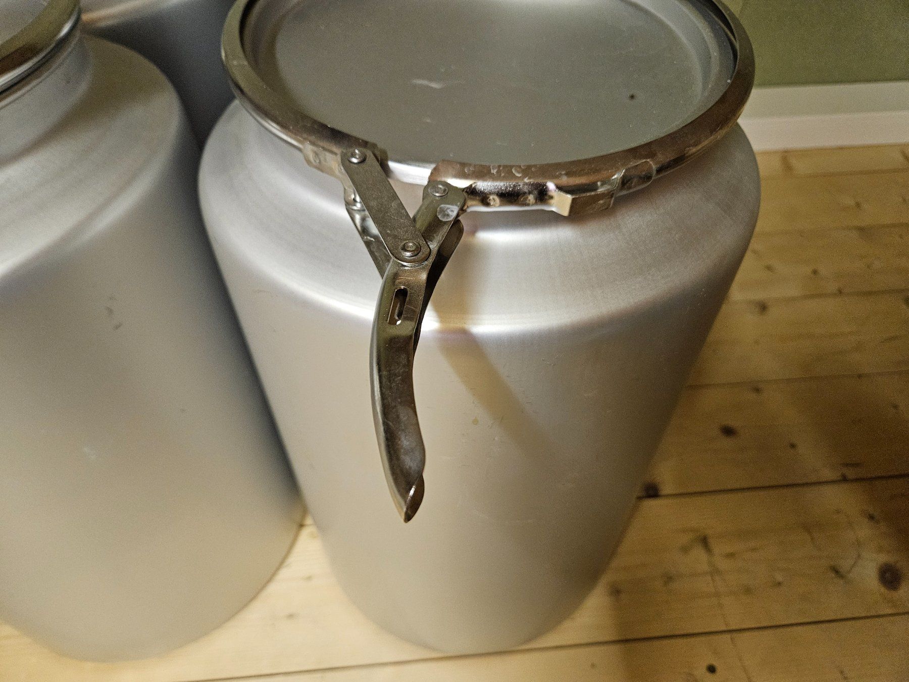 Accessori: 4 Fässer aus Aluminium – Usato da Münchwilen AG venduto da pel_y9jx 1