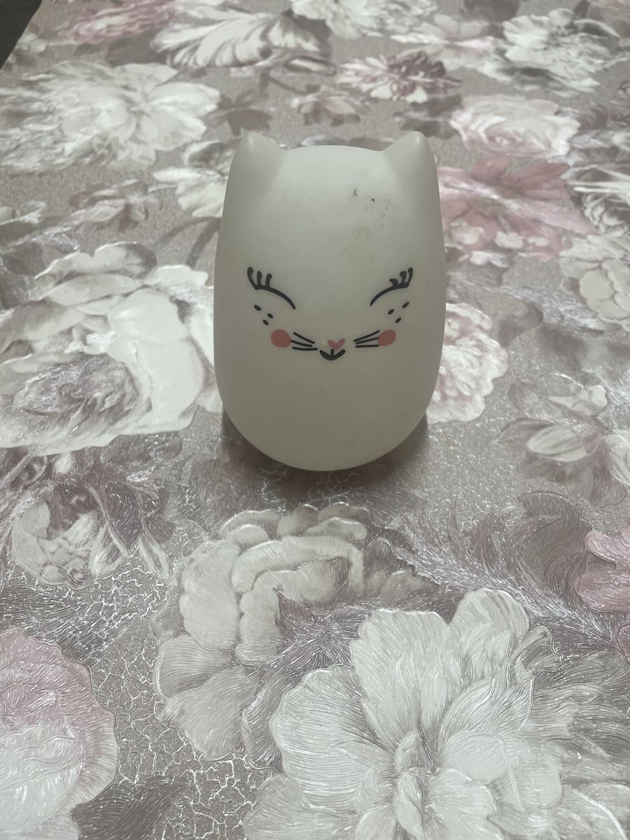 Lampade: Süsse Katzen Nachttischlampe Batterie – Usato da Biel/Bienne venduto da Bolagol9