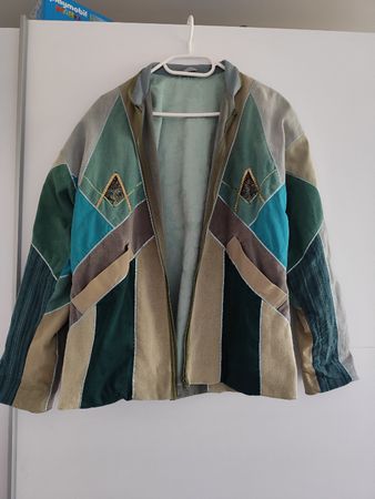 Jacke Patchwork Design mehrfarbig mit Reissverschluss