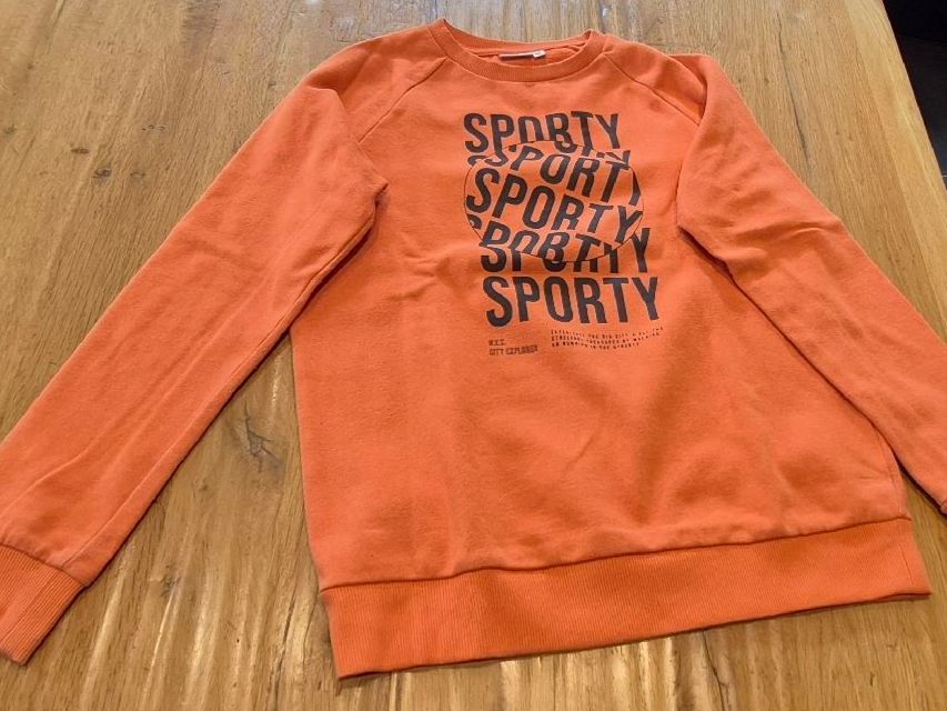 Lotti & Set di vestiti: 146/152 - Grösse, 3er SET Pullover für Jungen – Usato da Nottwil venduto da echtMOMO 5