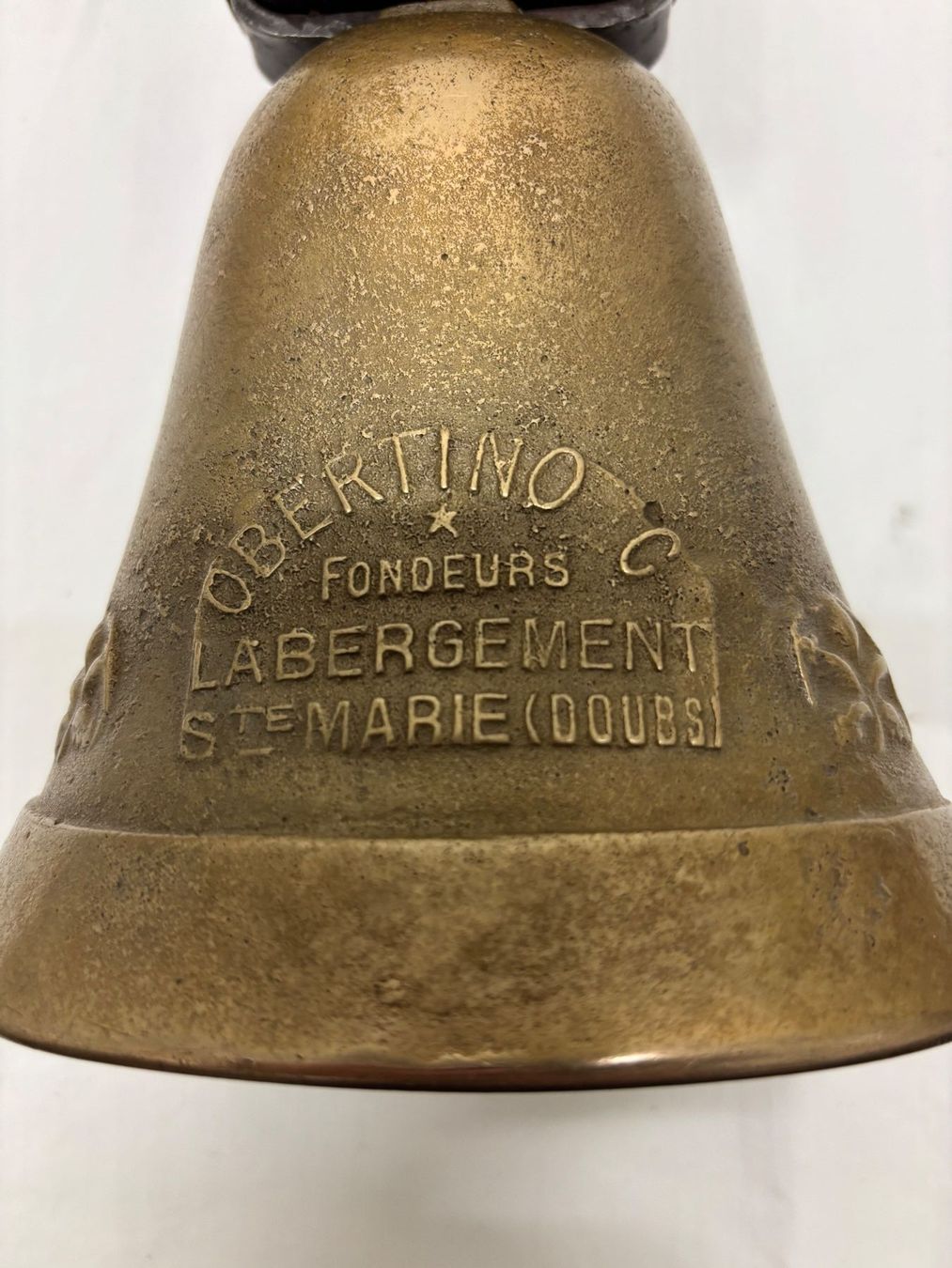 Glocken & Treicheln: Altertümliche Glocke ab Fr. 1.- – Gebraucht aus Breitenbach von miba52 2