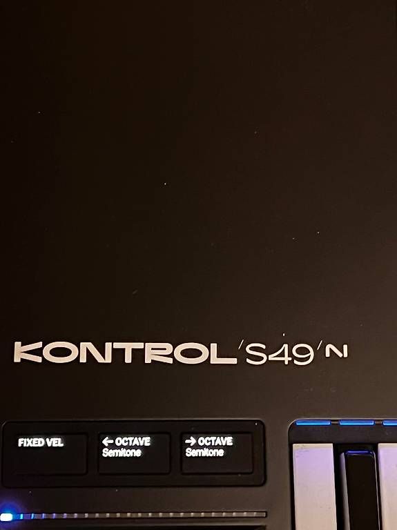 Strumenti musicali: Native Instruments-kontrol s49 mk3 + decksaver – Usato da Vacallo venduto da mar_hk7x 2