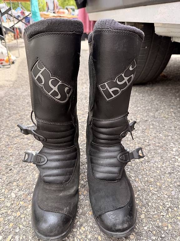 Scarpe da uomo: Motorradstiefel Gr. 41/42  – Usato da Grenchen venduto da Tinaaa23