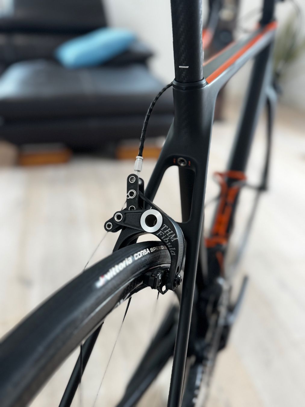 Canyon Biciclette: Canyon Ultimate CF EVO 4.7kg – Usato da Petit-Lancy venduto da Nezquivoque 9