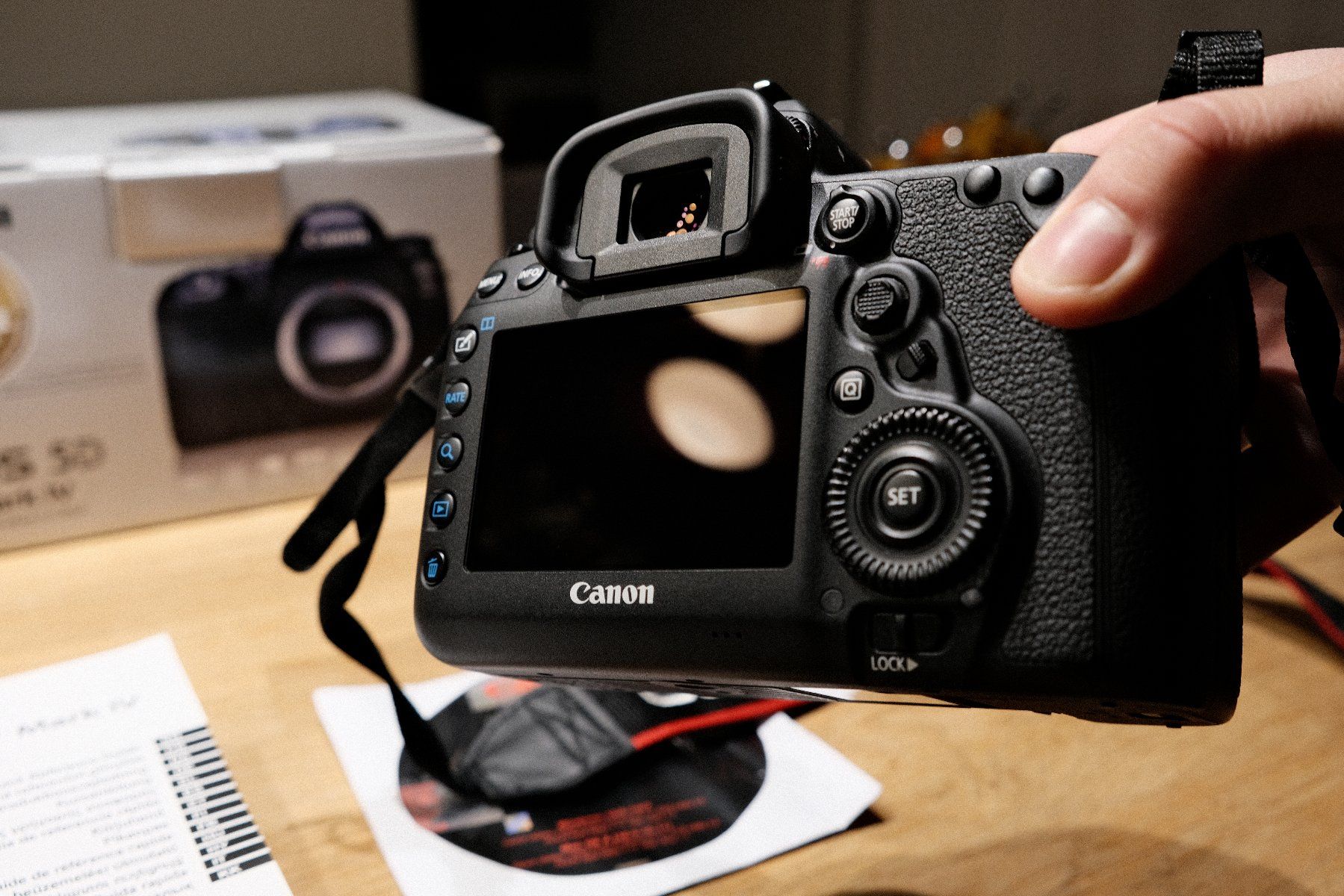 Canon Fotocamera: Canon EOS 5D Mark IV (NEU) – Nuovo (secondo la descrizione) da Wittenbach venduto da Cinemuha 3