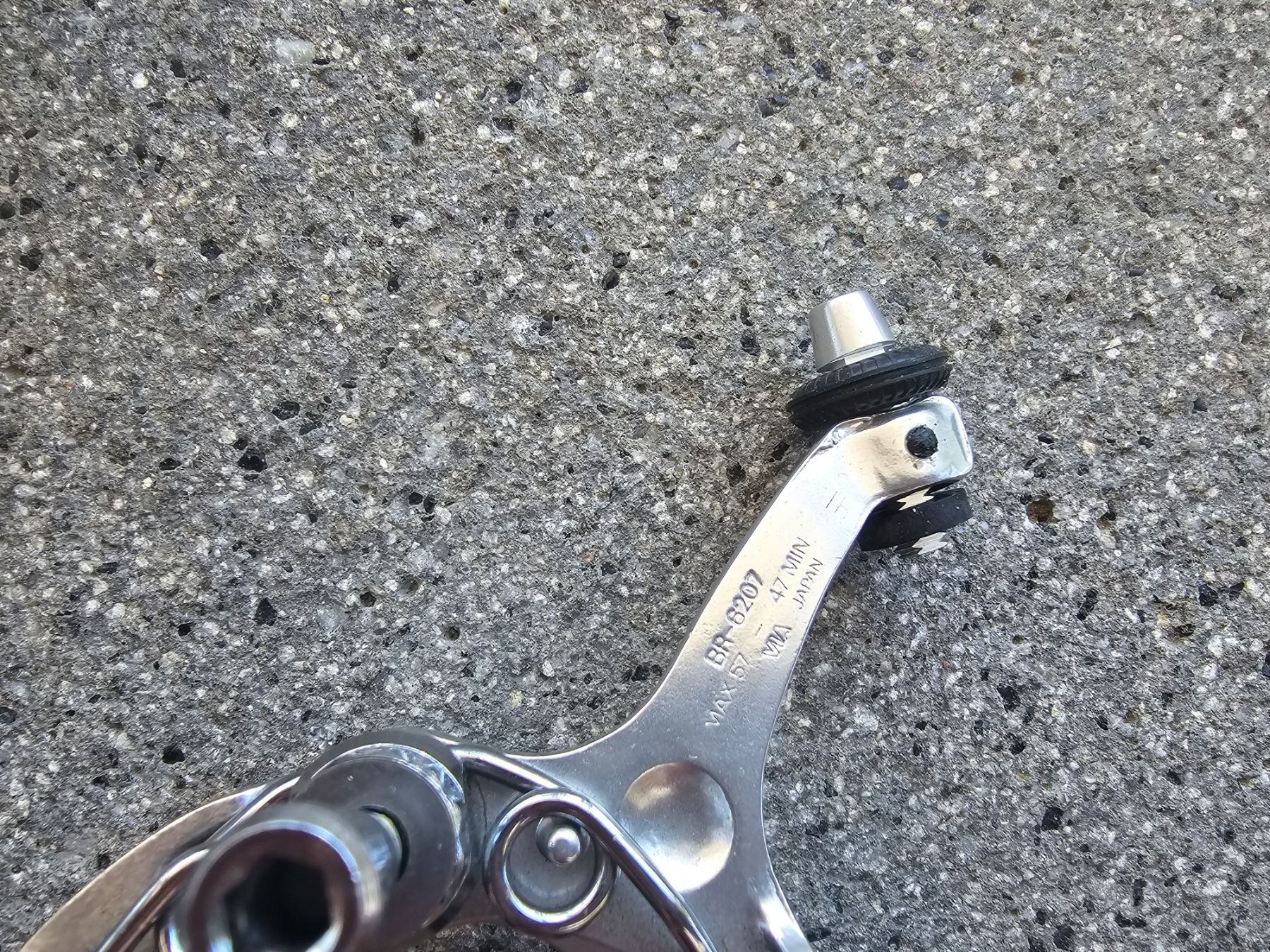 Shimano Pezzi di ricambio: SHIMANO 600 Bremsen BR-6207 NEU – Nuovo (secondo la descrizione) da Lengnau AG venduto da Scheslain01 2