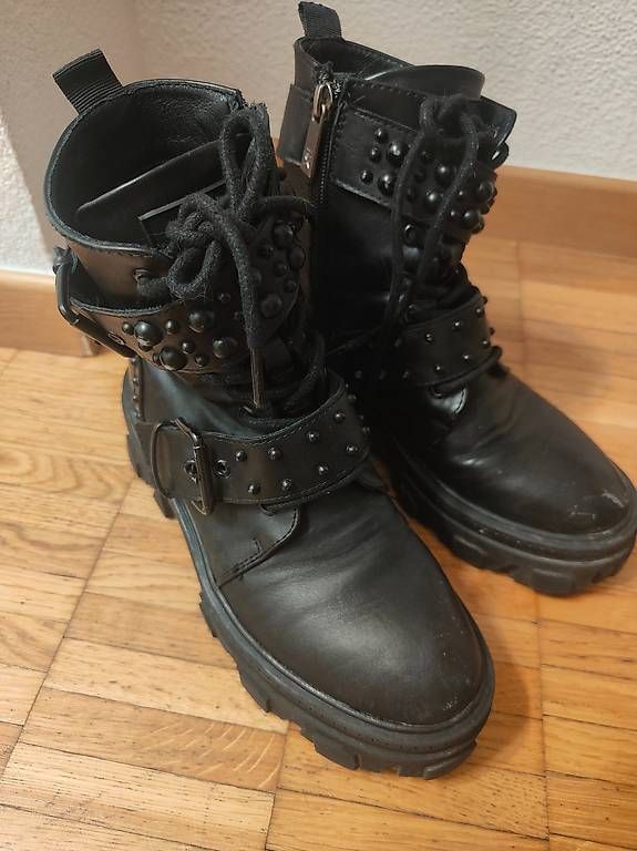 Scarpe da donna: Stiefeletten aus Leder – Usato da Arbon venduto da karolina_frank 3