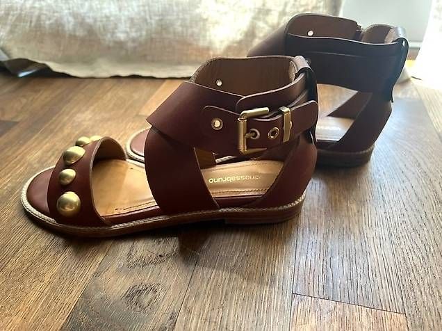 Vanessa Bruno Scarpe da donna: Vanessa Bruno Sandalen Gr. 38 – Usato da Burg im Leimental venduto da Anna_Wiener 1
