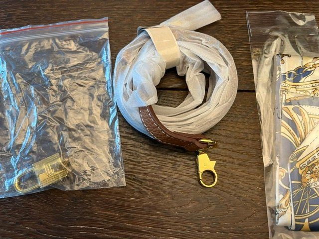 Sacs femmes: Handtasche, Cognac Leder – D'occasion à Herrliberg par Optosonic 6