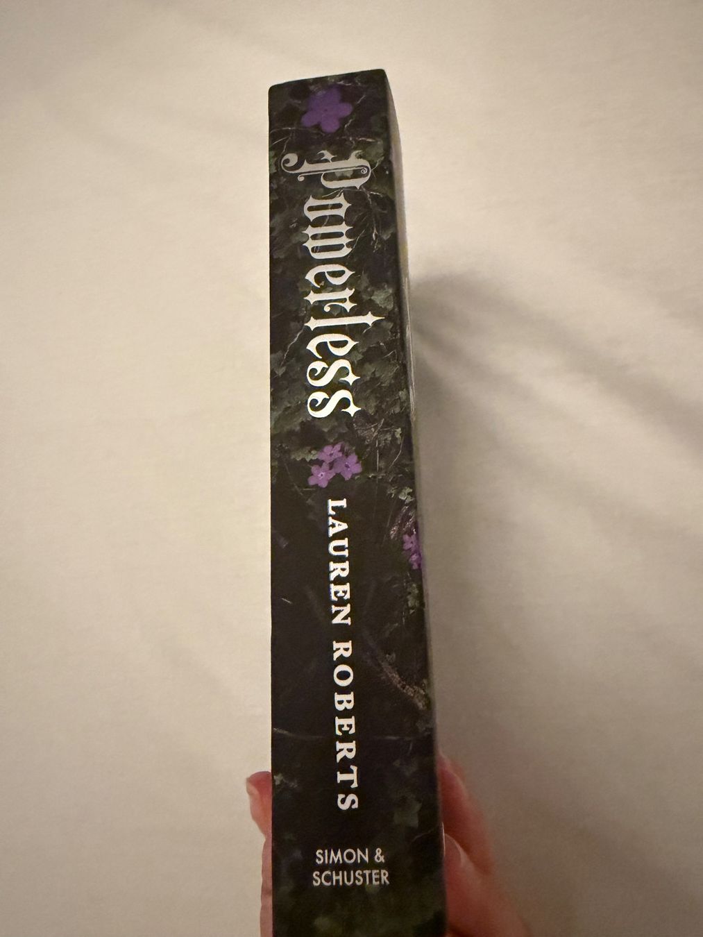 Bücher: Book "Powerless" by Lauren Roberts – Neu (gemäss Beschreibung) aus Nyon von Alex017 2