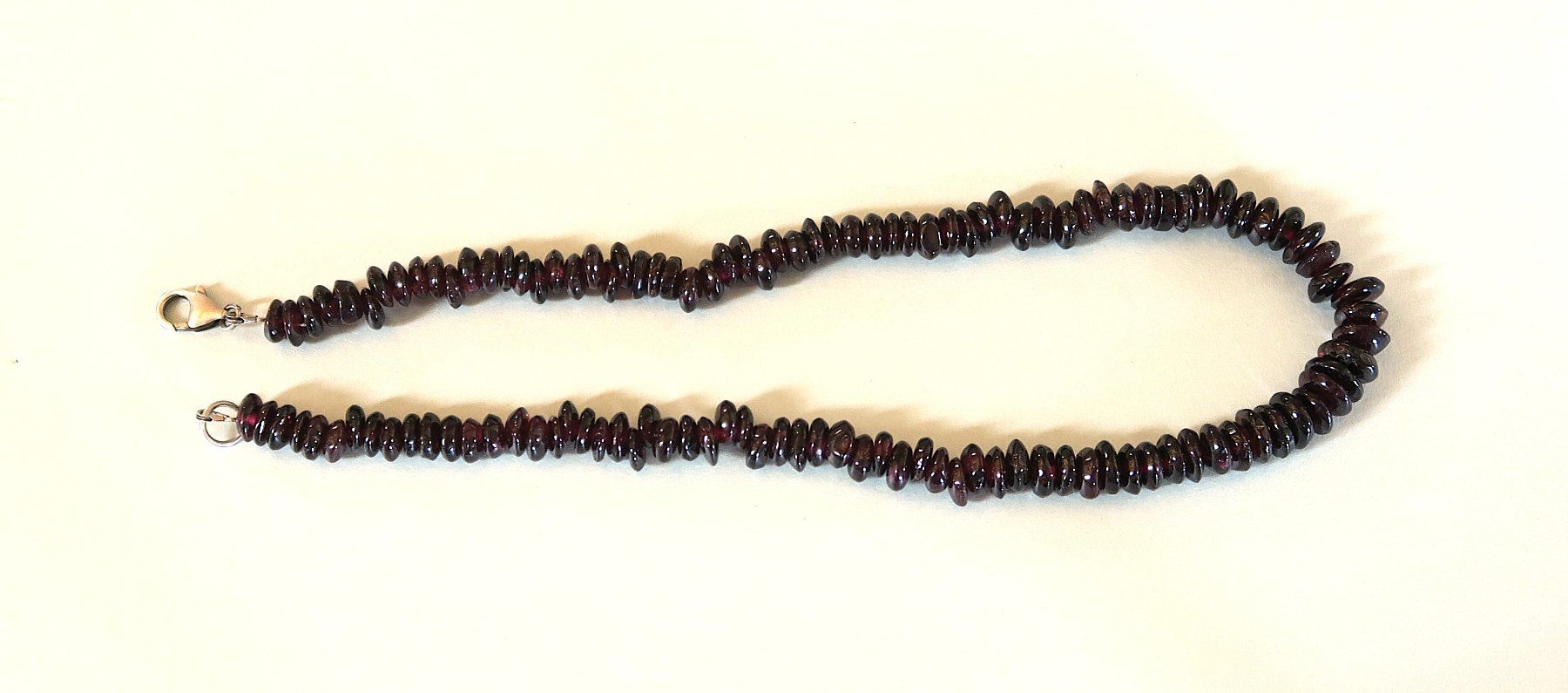 Catenine: Perlenkette Granat, Verschluss Silber 925 – Usato da Brittnau venduto da marlenestone 2