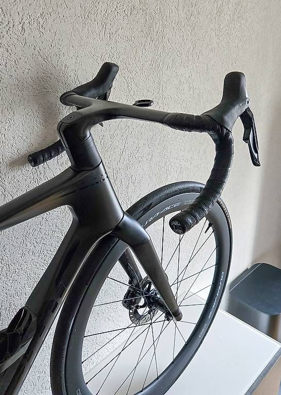 BMC Biciclette: BMC Teammachine R 01 Custom  2024 – Usato da la chaux-de-fonds venduto da jul889f 4