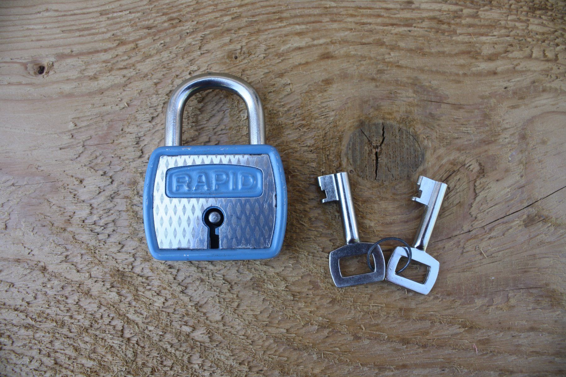 Schlösser: Original Rapid Vorhängeschloss mit 2 Schlüssel – Gebraucht aus Egnach von Cintegral 1