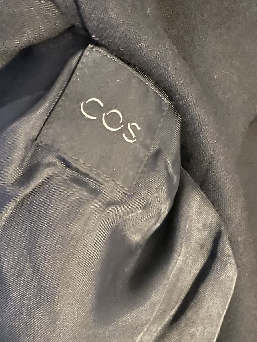 Cos Cappotti: COS Black Wool Coat – Usato da Zürich venduto da bncmgg 3