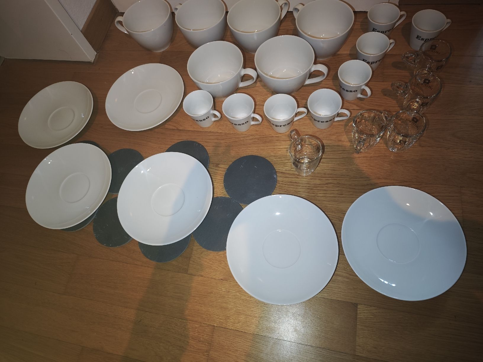 Geschirrsets: kaffeset Geschirr  – Gebraucht aus Bonstetten von lin_fy7n 4