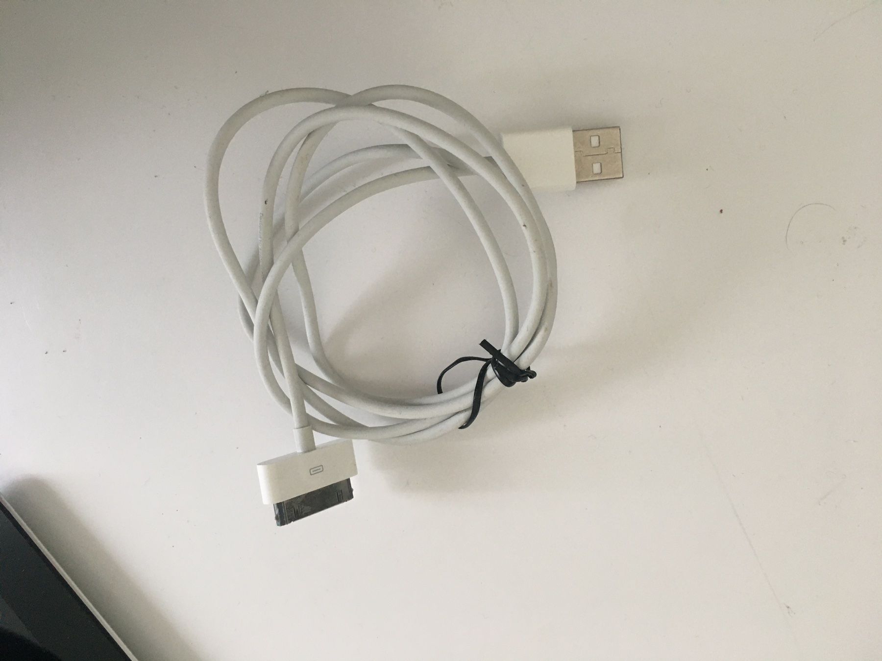 Apple Tablet PC: Apple iPad Wi-Fi Original 1. Generation A1219 – Difettoso da Flawil venduto da rcnkr 4