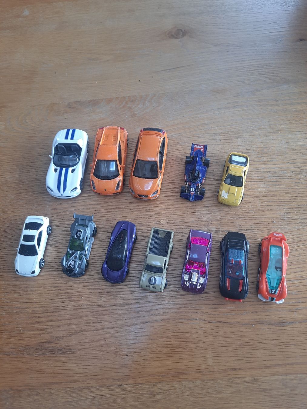 Hot Wheels Giocattoli: Spielzeug Autos – Usato da Brünisried venduto da mic_9t2k