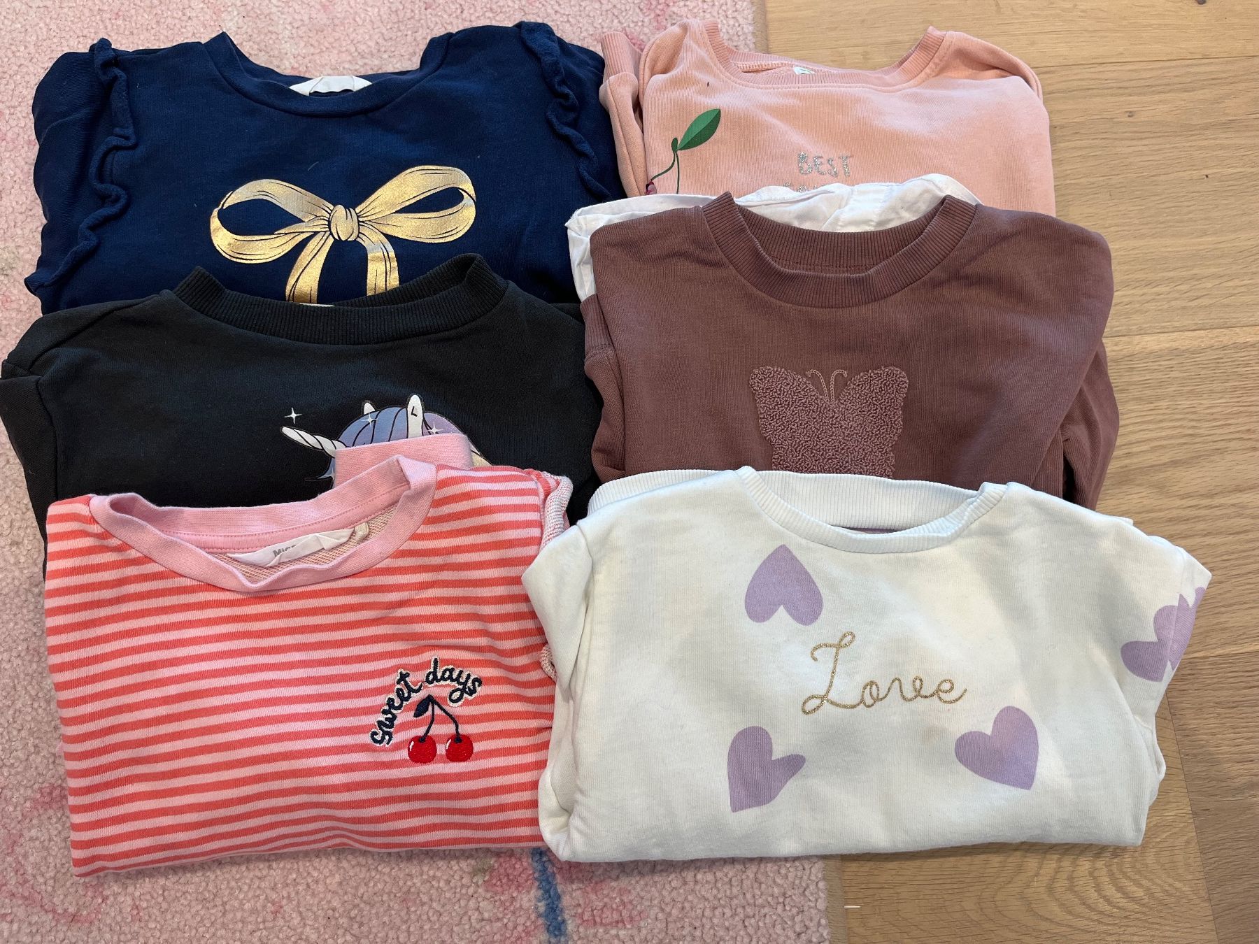 Pulls et sweat-shirts: 6 Pullover Set Mädchen guter Zustand – D'occasion à Jona par MartinaT87