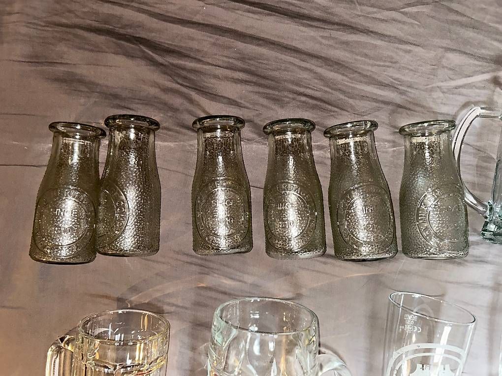 Bicchieri: Bar Gläser Set  Guinness, Trojka, Biergläser – Usato da Luzern venduto da sim_5hkz 1