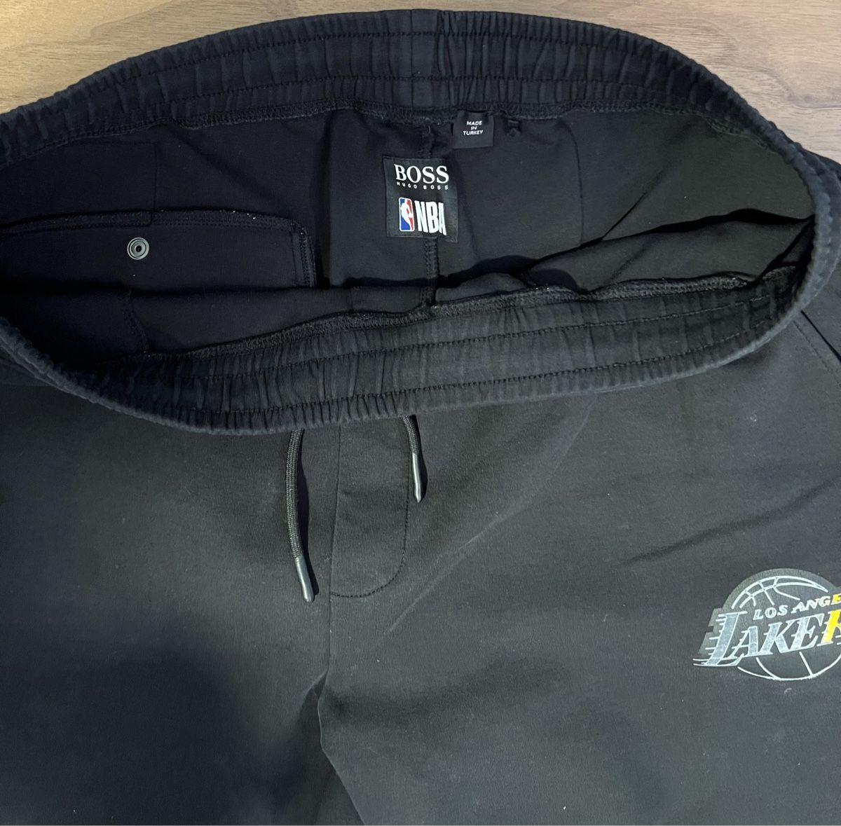 HUGO BOSS x NBA limited edition collaboration for boys (Neu (gemäss ...